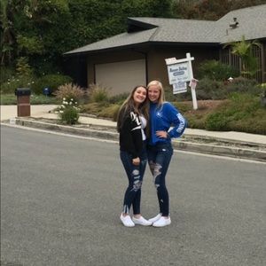 Meet your Posher, Lily